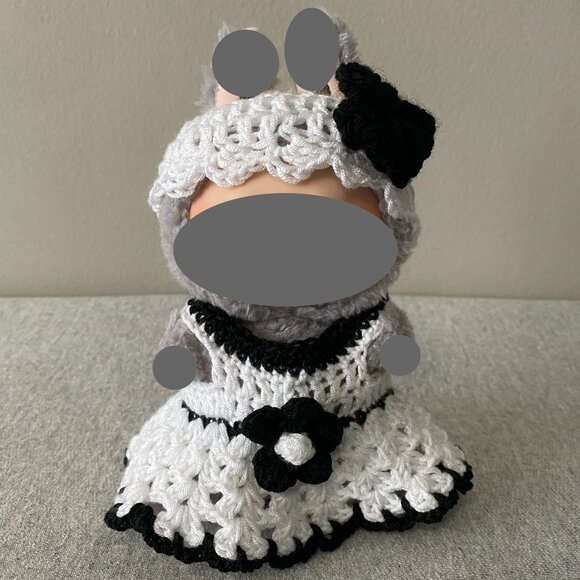 Handmade Crochet White Black Outfit for 17cm Plush Doll 2-Piece Set - Picture 1 of 8